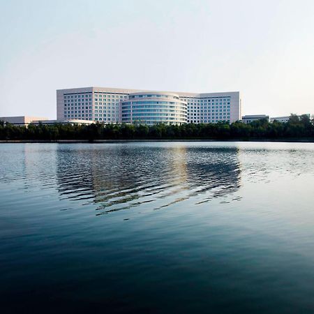 Renaissance Tianjin Lakeview Hotel Eksteriør billede