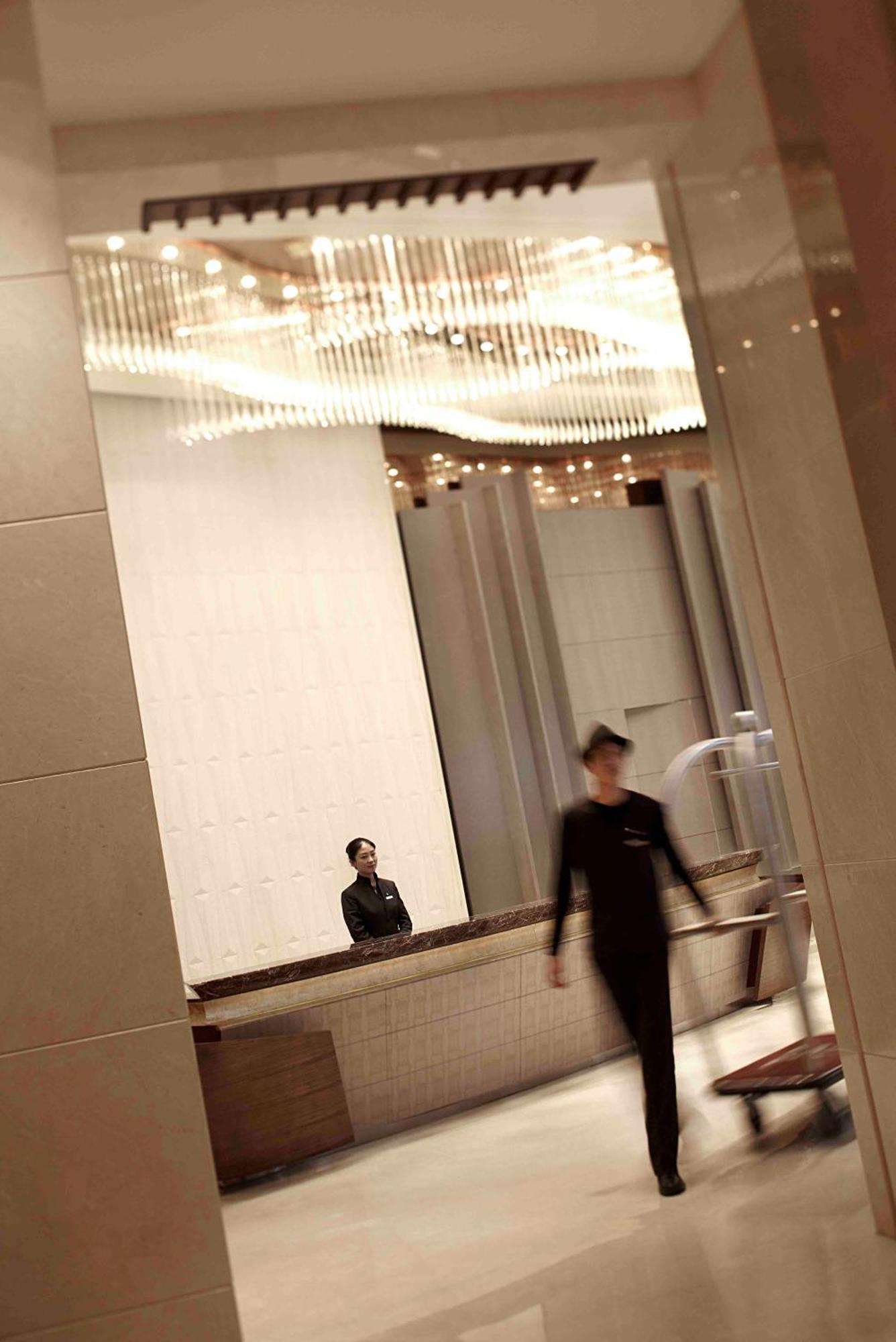 Renaissance Tianjin Lakeview Hotel Eksteriør billede